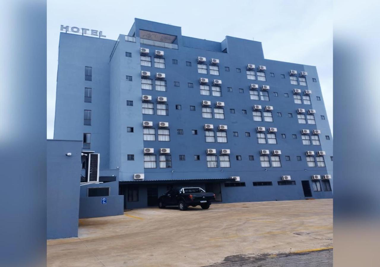 Turis Hotel Dourados Exteriör bild